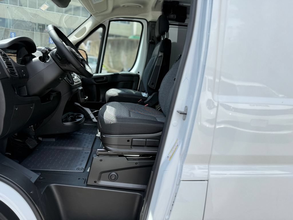 New 2026 RAM ProMaster 1500 w/ Cold Weather Group FWD image 29