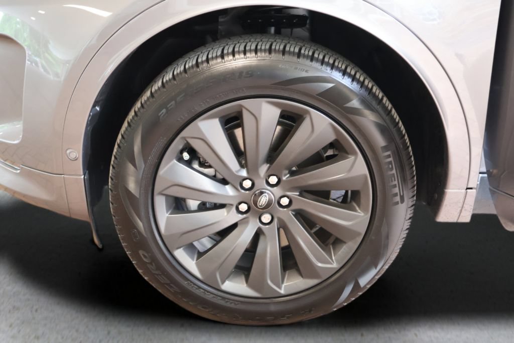 Used 2025 Land Rover Discovery Sport S AWD/4WD image 26