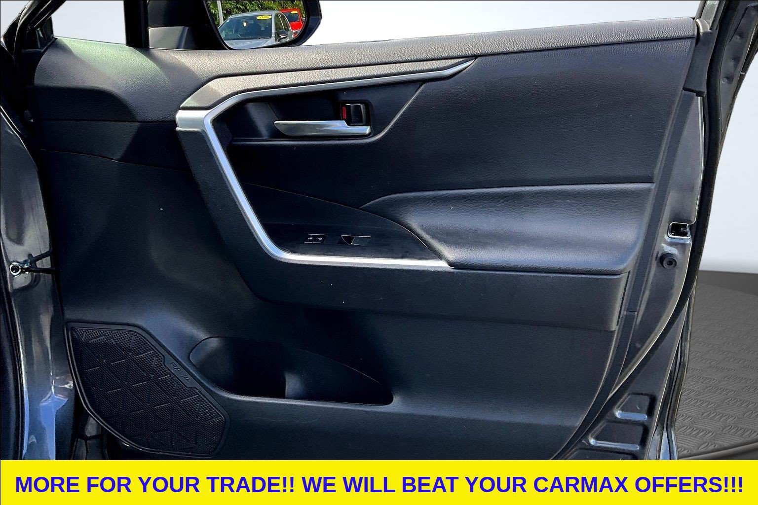 Used 2023 Toyota RAV4 SE AWD/4WD image 26