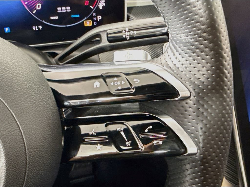 Used 2025 Mercedes-Benz C 300 Sedan image 12