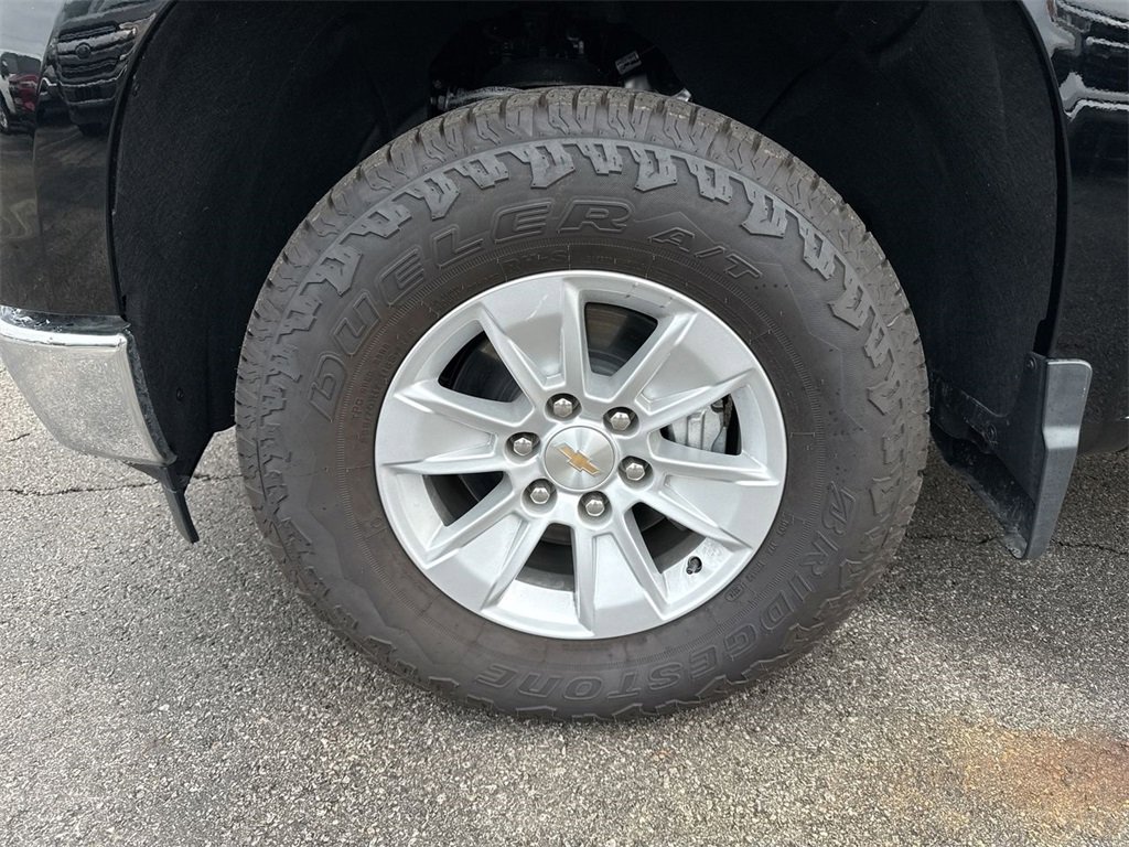 Used 2025 Chevrolet Silverado 1500 W/T w/ WT Safety Package image 10