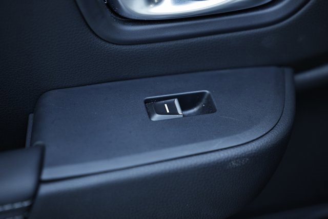 Used 2025 Honda Pilot EX-L image 25