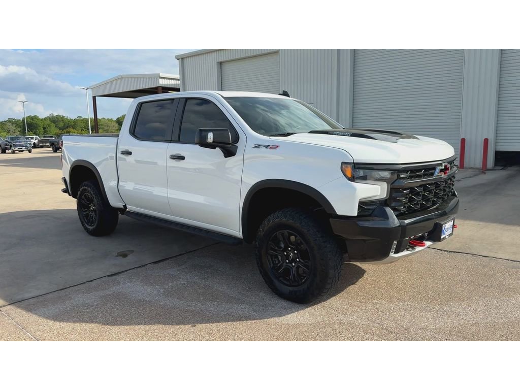 Used 2024 Chevrolet Silverado 1500 ZR2 w/ Technology Package image 2