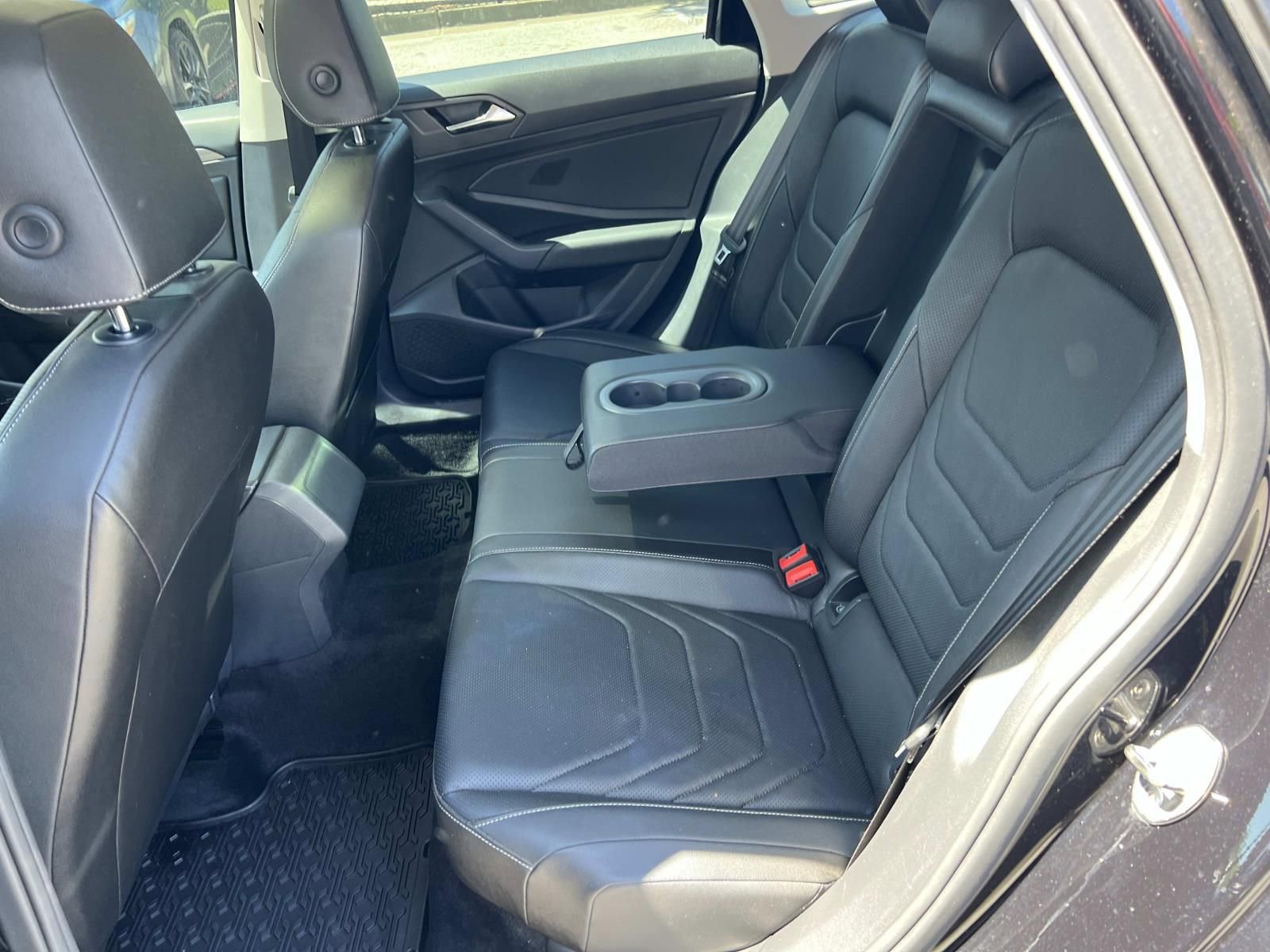 Used 2019 Volkswagen Jetta SEL Premium FWD image 20