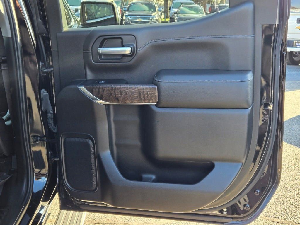 Used 2019 GMC Sierra 1500 Denali w/ Denali Ultimate Package image 9