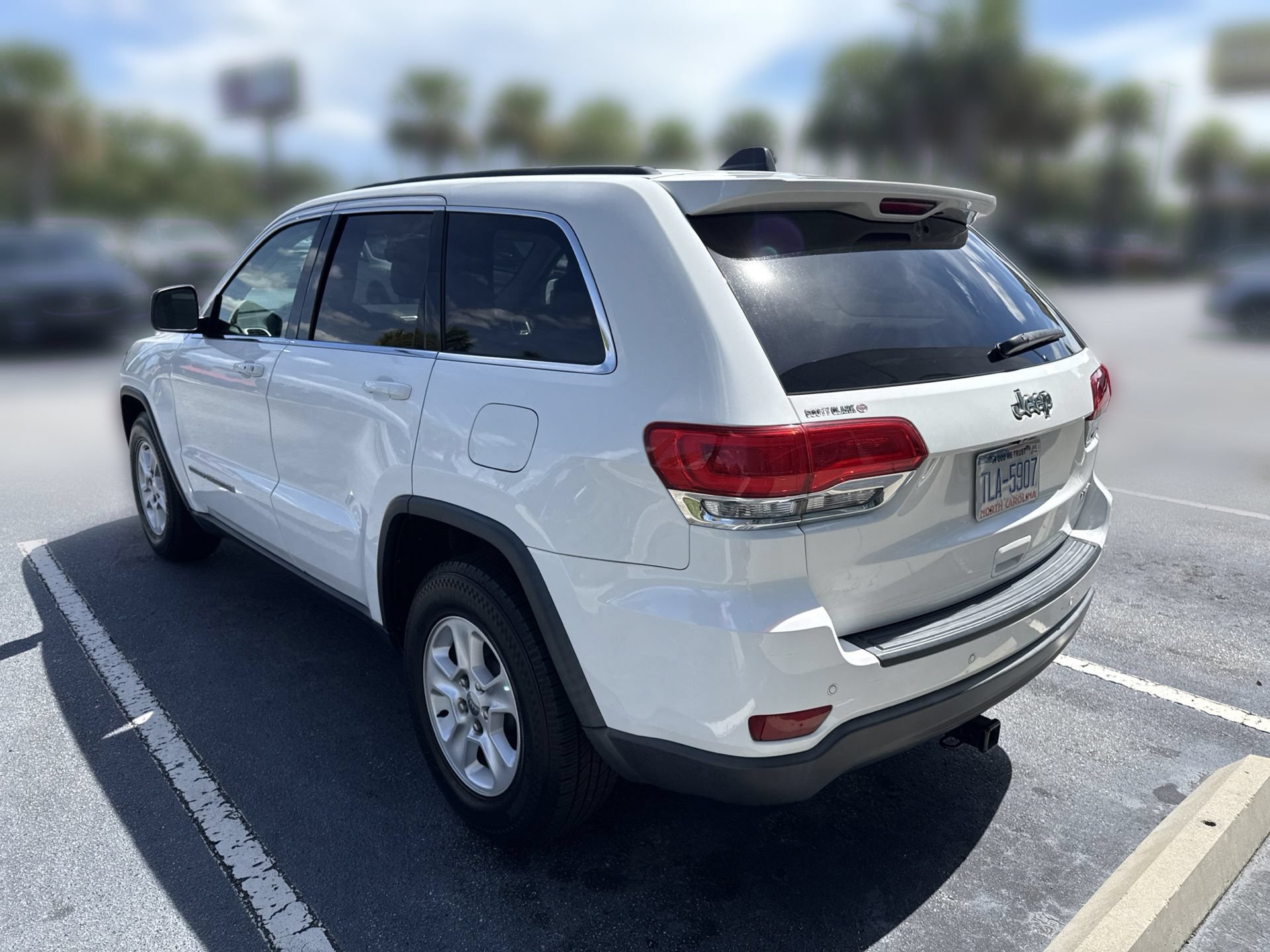 Used 2017 Jeep Grand Cherokee Laredo RWD image 7