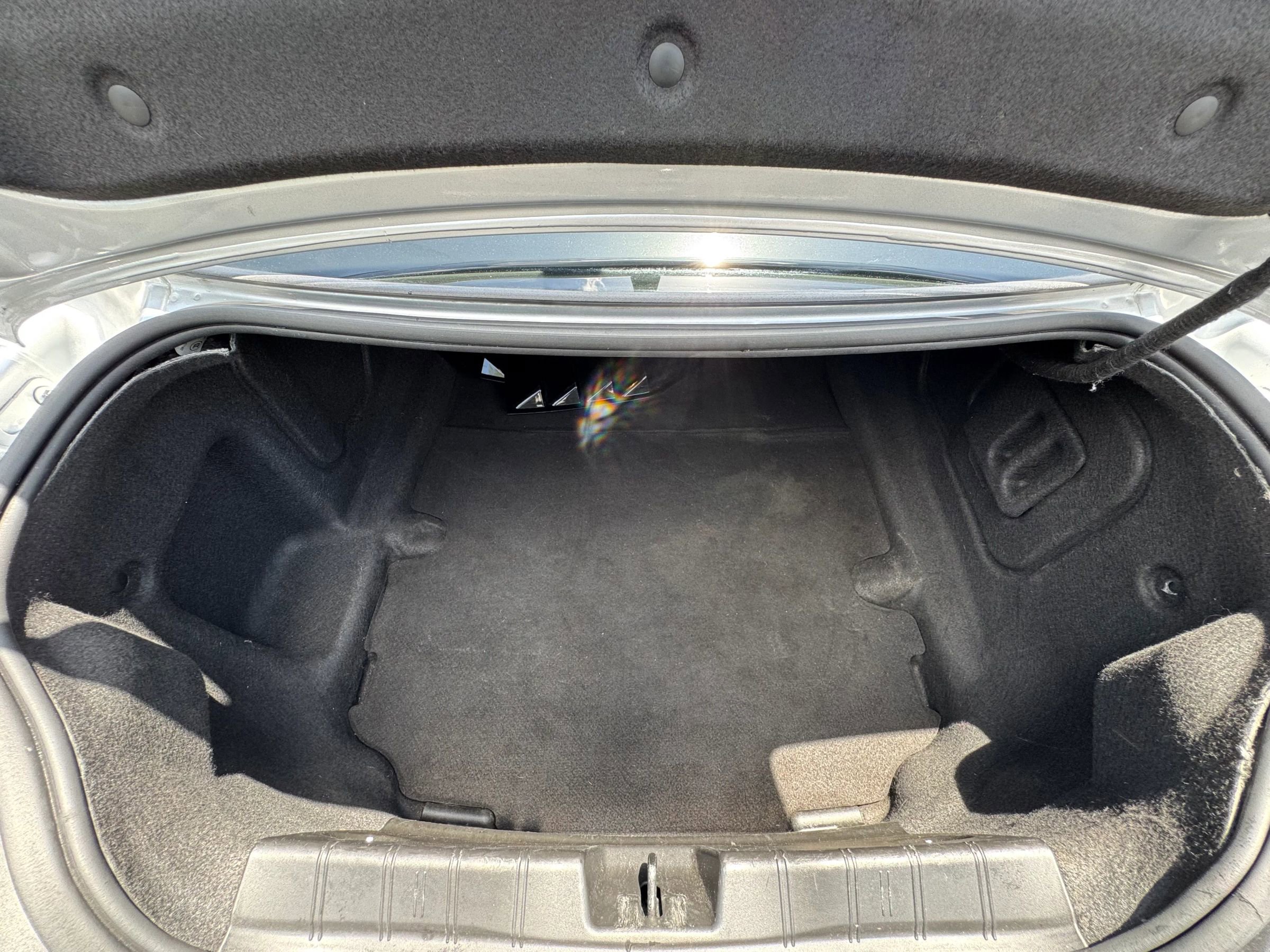 Used 2019 Chevrolet Camaro SS image 9