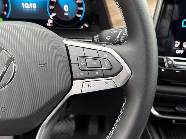 New 2026 Volkswagen Atlas SE w/ Panoramic Sunroof Package image 13