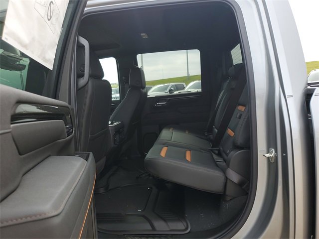 New 2026 GMC Sierra 2500 AT4 w/ AT4 Premium Plus Package image 9