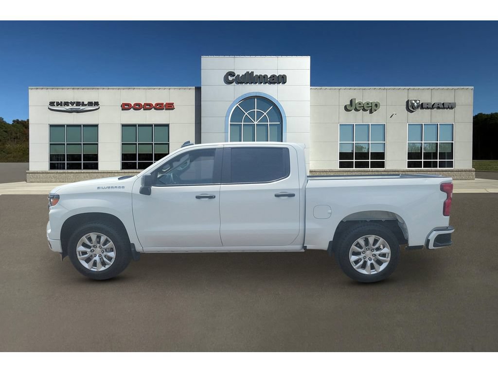 Used 2023 Chevrolet Silverado 1500 Custom AWD/4WD image 6