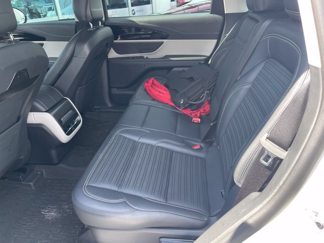 Certified 2024 Lincoln Nautilus Reserve AWD/4WD image 6
