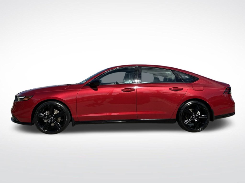 Used 2025 Honda Accord Sport image 2