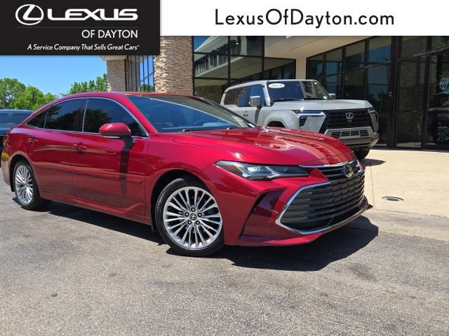 Used 2020 Toyota Avalon Limited FWD image 1