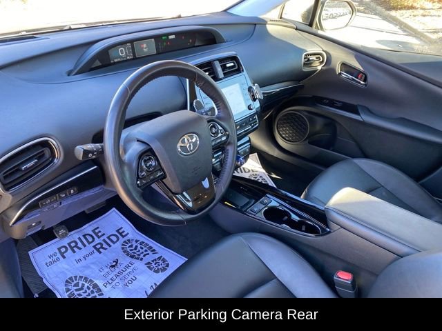 Used 2022 Toyota Prius XLE image 6