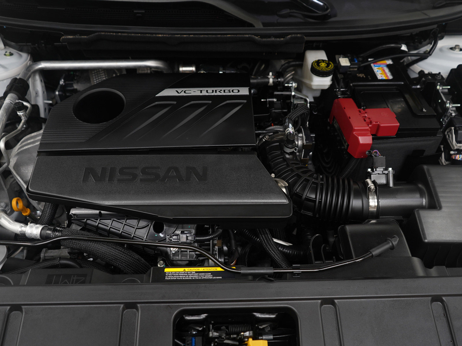 Used 2025 Nissan Rogue SV w/ SV Premium Package image 32