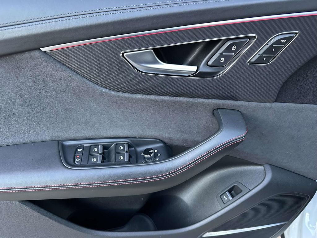 Used 2024 Audi RS Q8 image 16