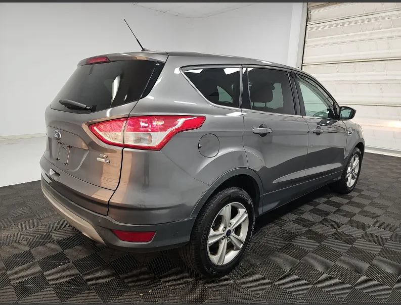 Used 2013 Ford Escape SE AWD/4WD image 2