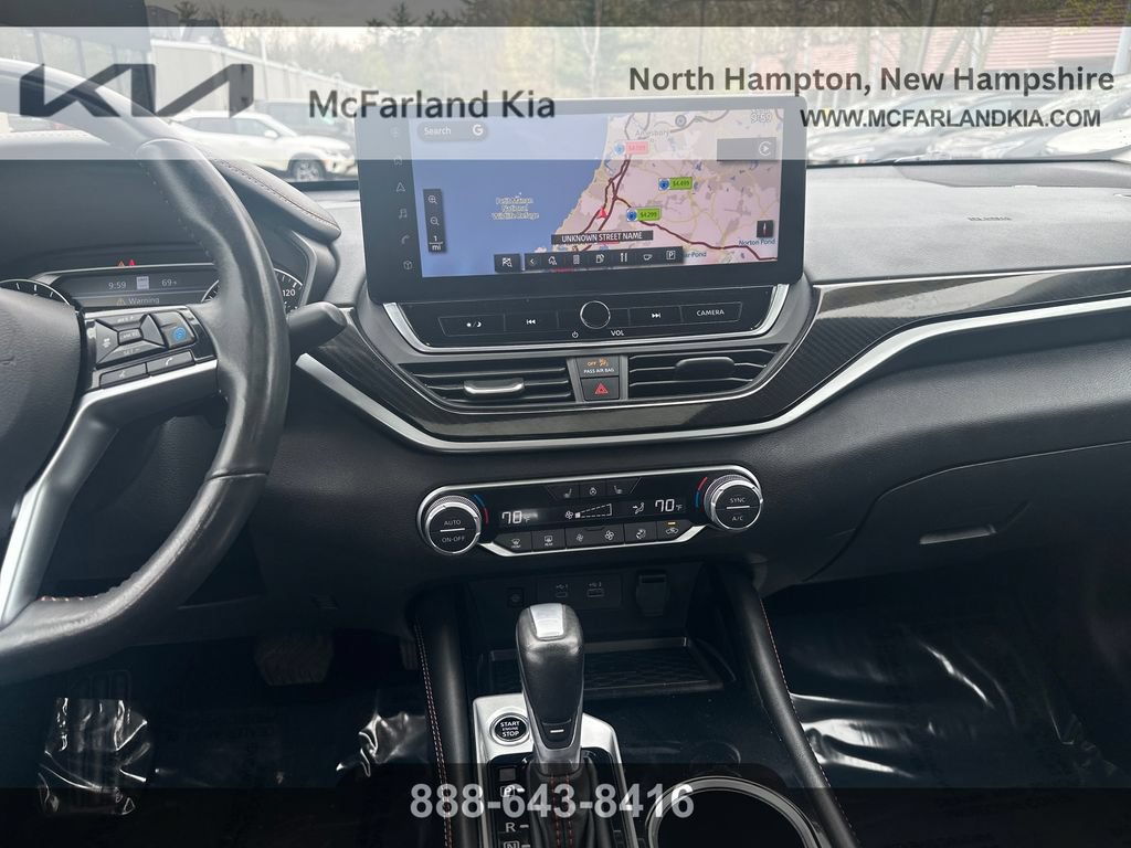 Used 2023 Nissan Altima 2.0 SR FWD image 18