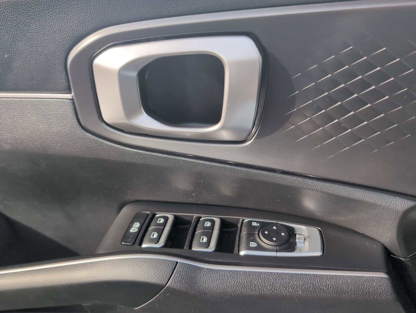 Used 2021 Kia Sorento S w/ Panoramic Sunroof Package image 23