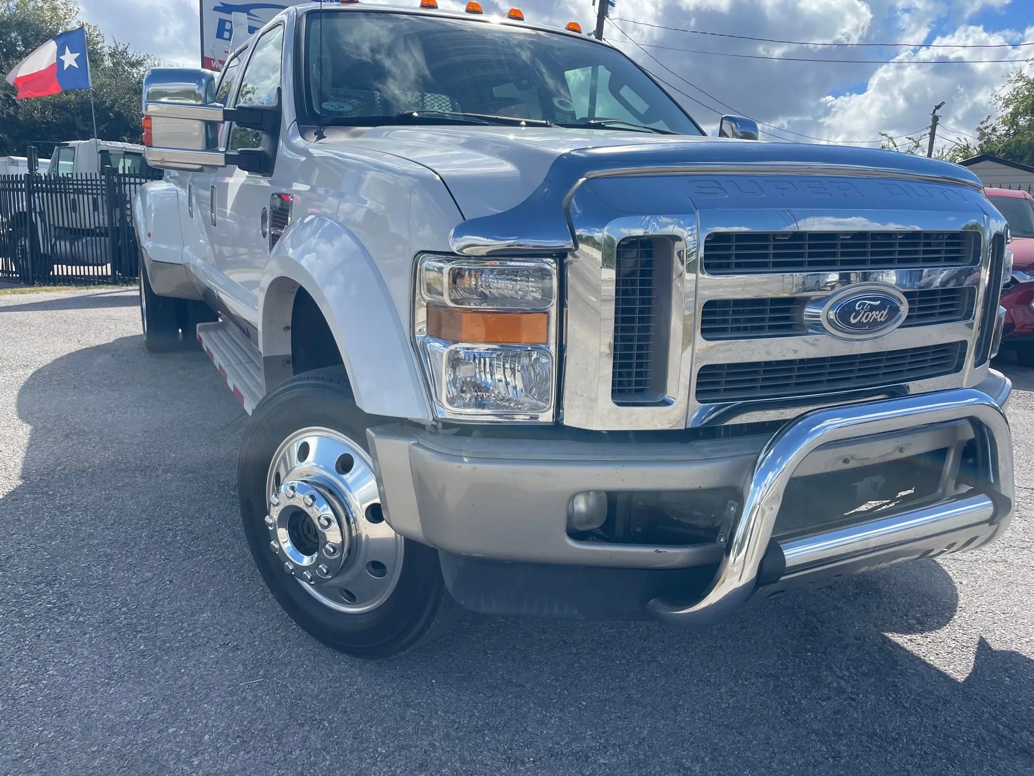 Used 2008 Ford F450 King Ranch image 3