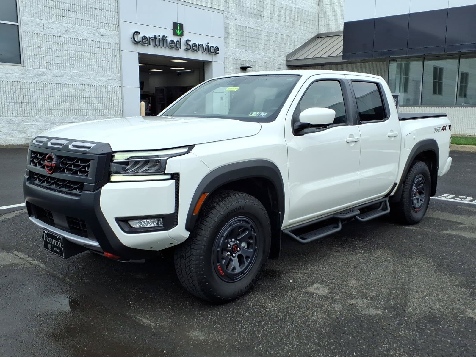 Used 2025 Nissan Frontier PRO-4X w/ Pro Premium Package AWD/4WD image 8