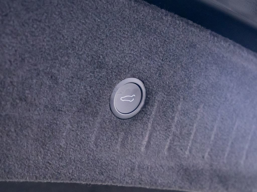 Used 2023 Tesla Model S Standard Range image 34