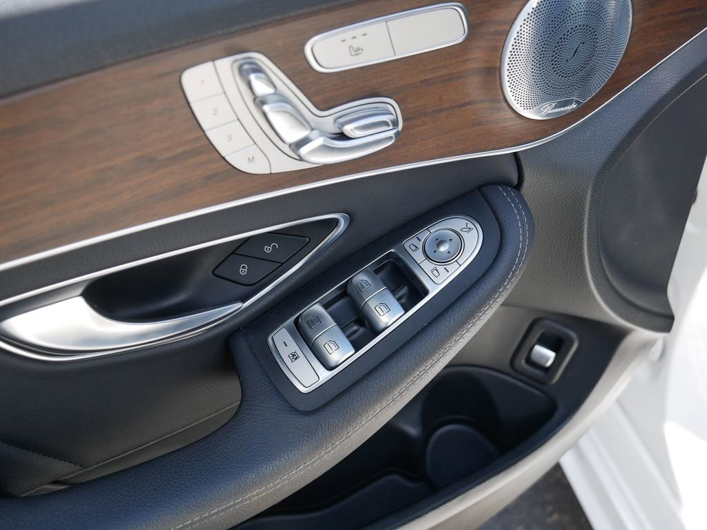 Used 2020 Mercedes-Benz C 300 4MATIC Sedan image 16
