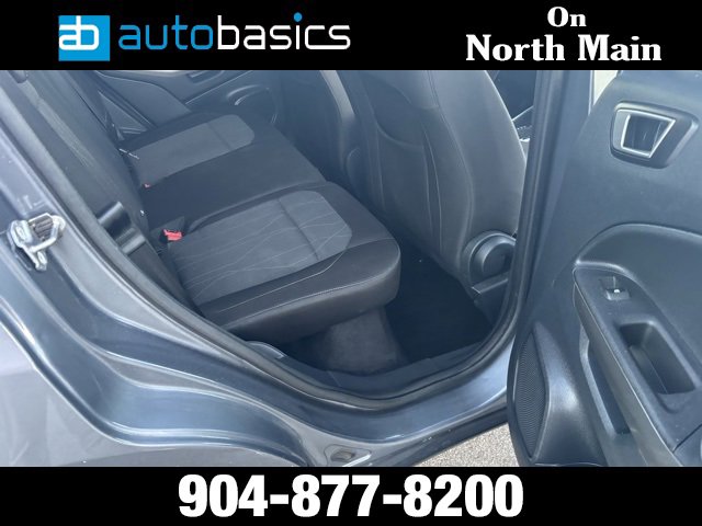 Used 2018 Ford EcoSport SE w/ SE Convenience Package image 14