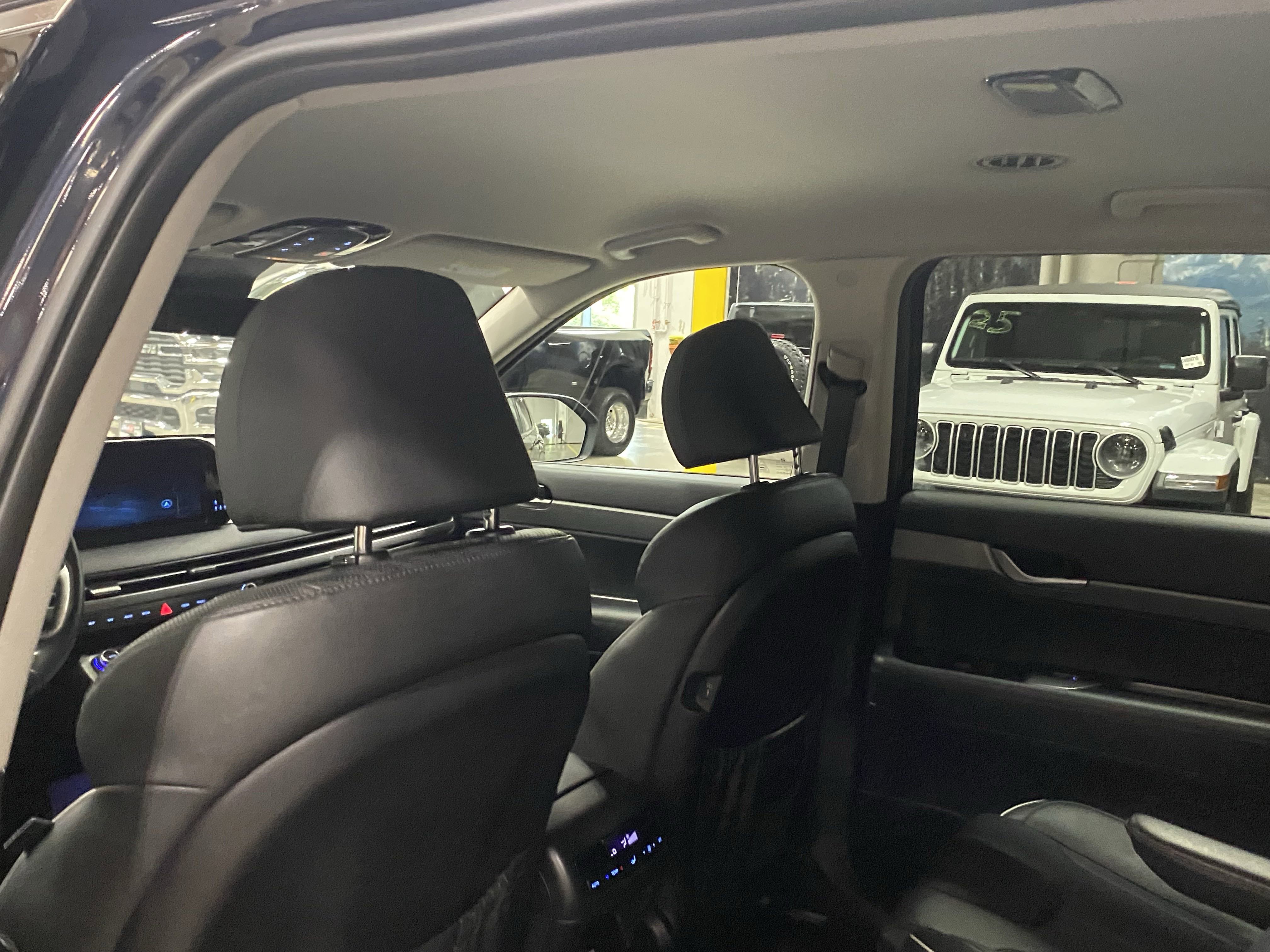 Used 2024 Hyundai Palisade SEL image 15