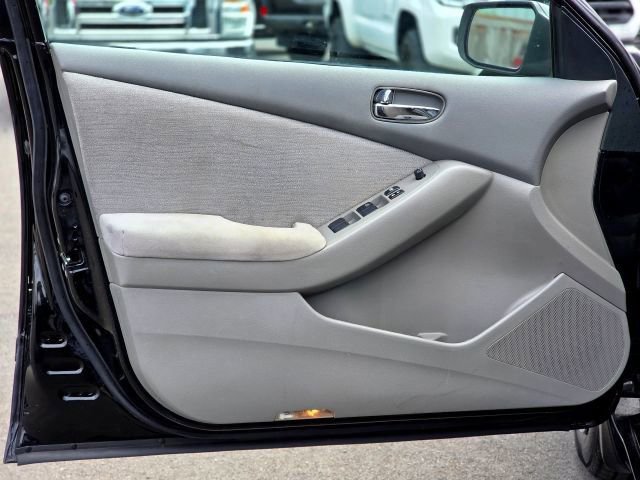 Used 2012 Nissan Altima 2.5 S FWD image 29