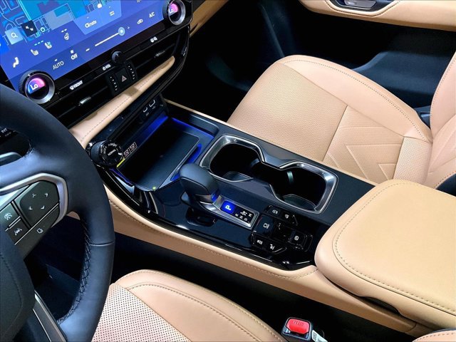 Used 2026 Lexus NX 350 AWD w/ Accessory Package (Z2) image 15