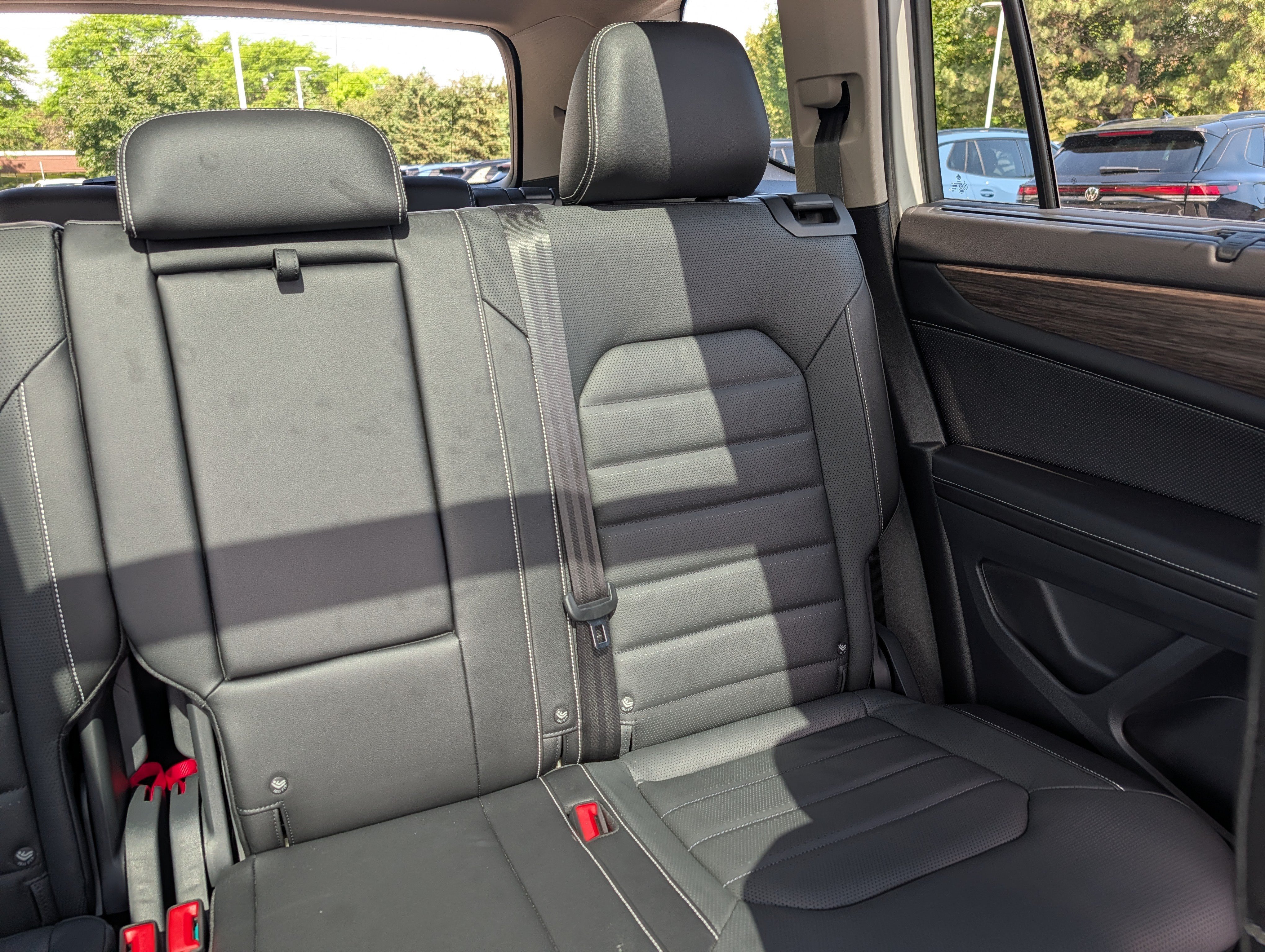 Certified 2024 Volkswagen Atlas SEL AWD/4WD image 14