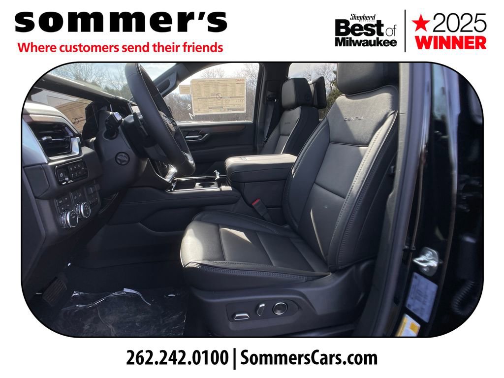 New 2026 GMC Yukon XL Denali w/ Denali Reserve Package image 9
