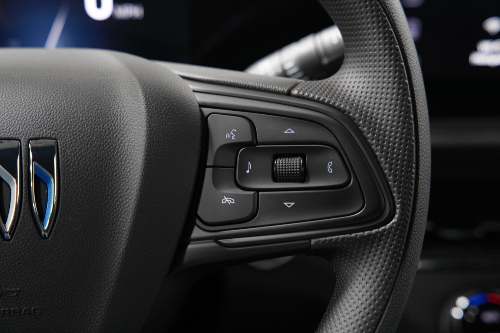 New 2025 Buick Envista Preferred image 31