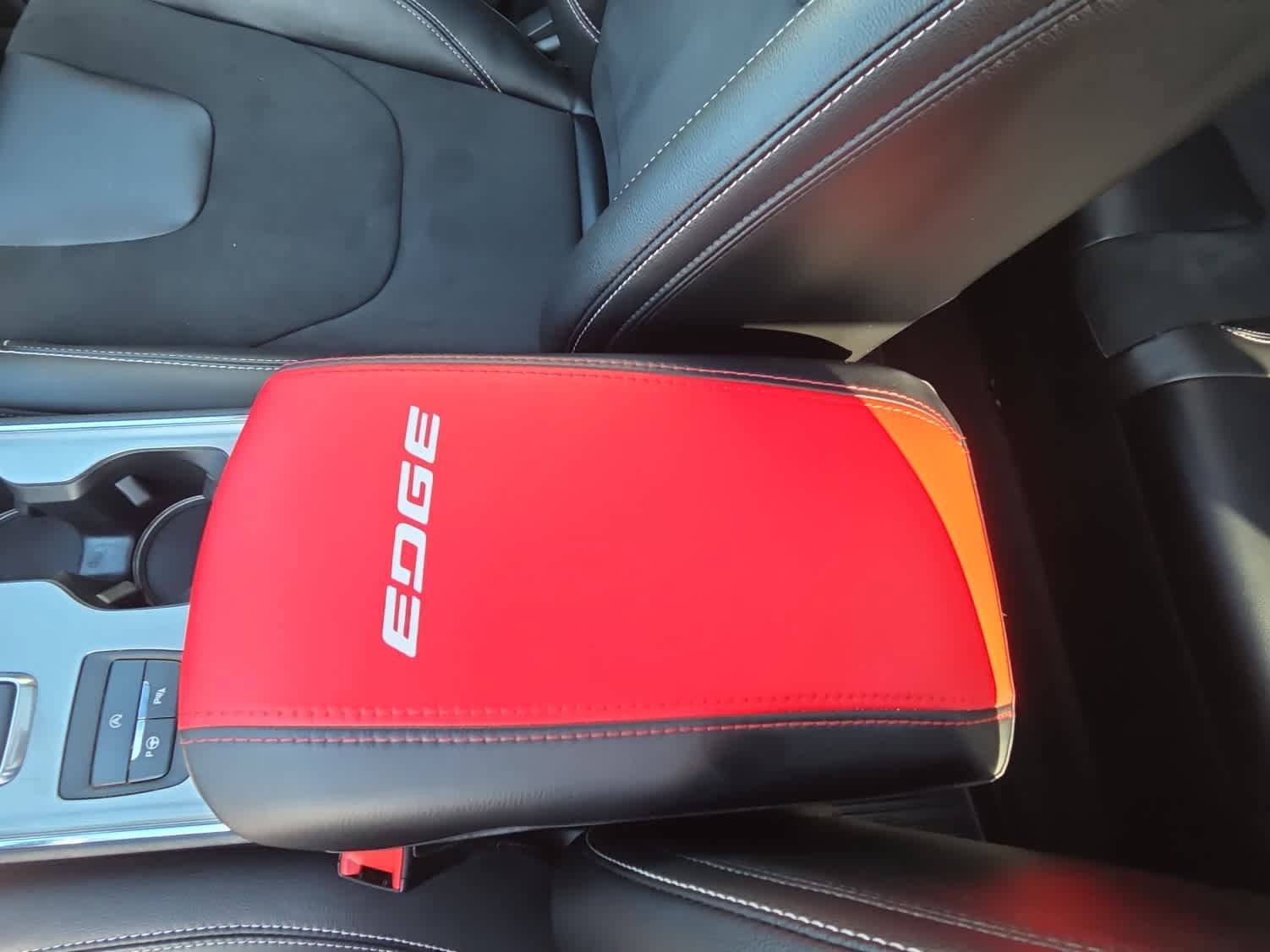Used 2022 Ford Edge ST w/ Equipment Group 401A image 16