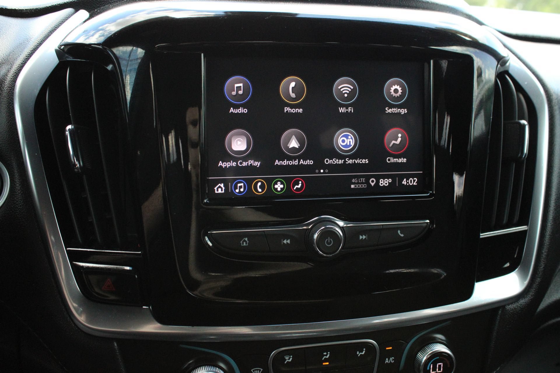 Used 2023 Chevrolet Traverse LT FWD image 37