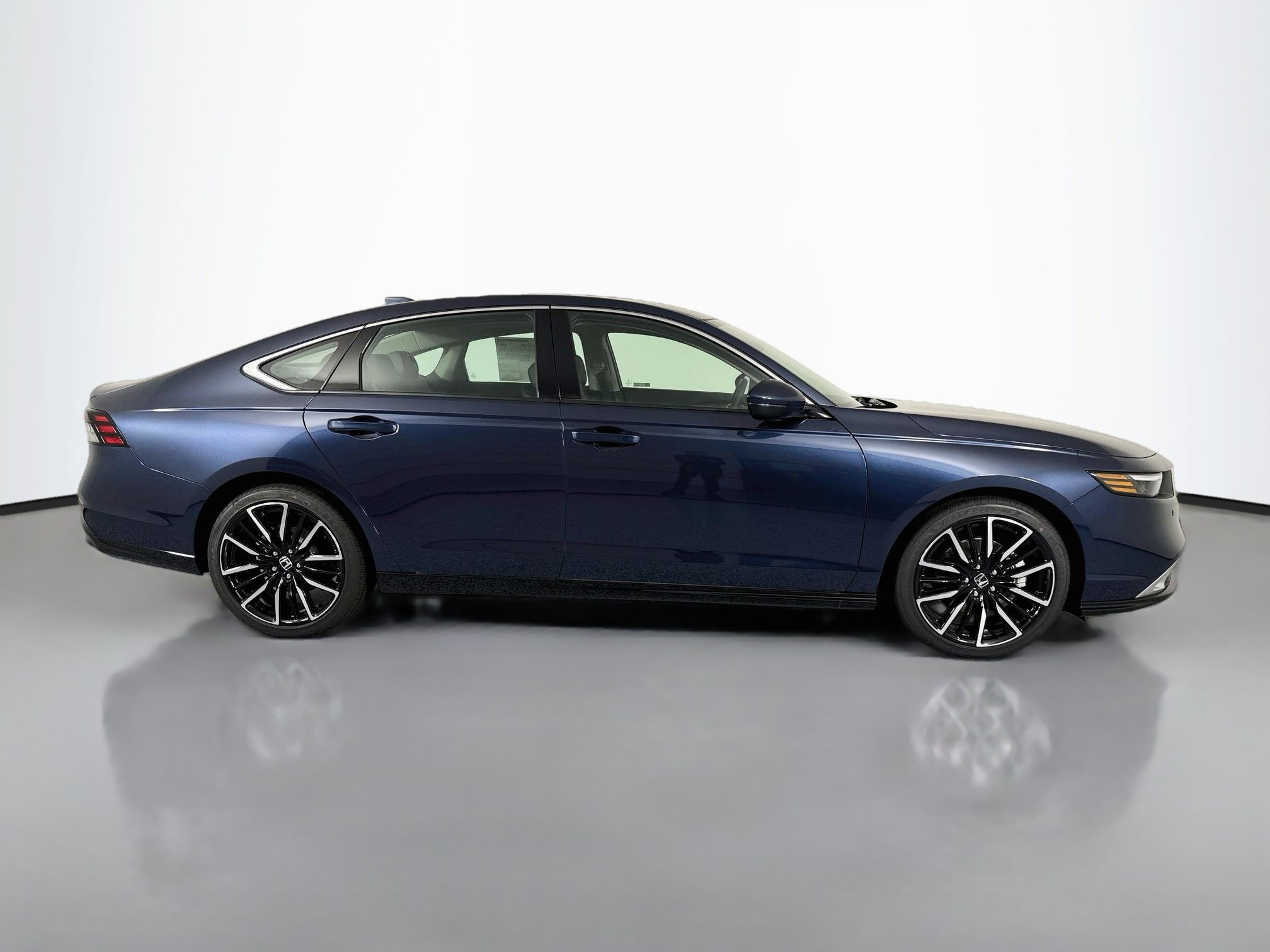 New 2026 Honda Accord Touring image 4