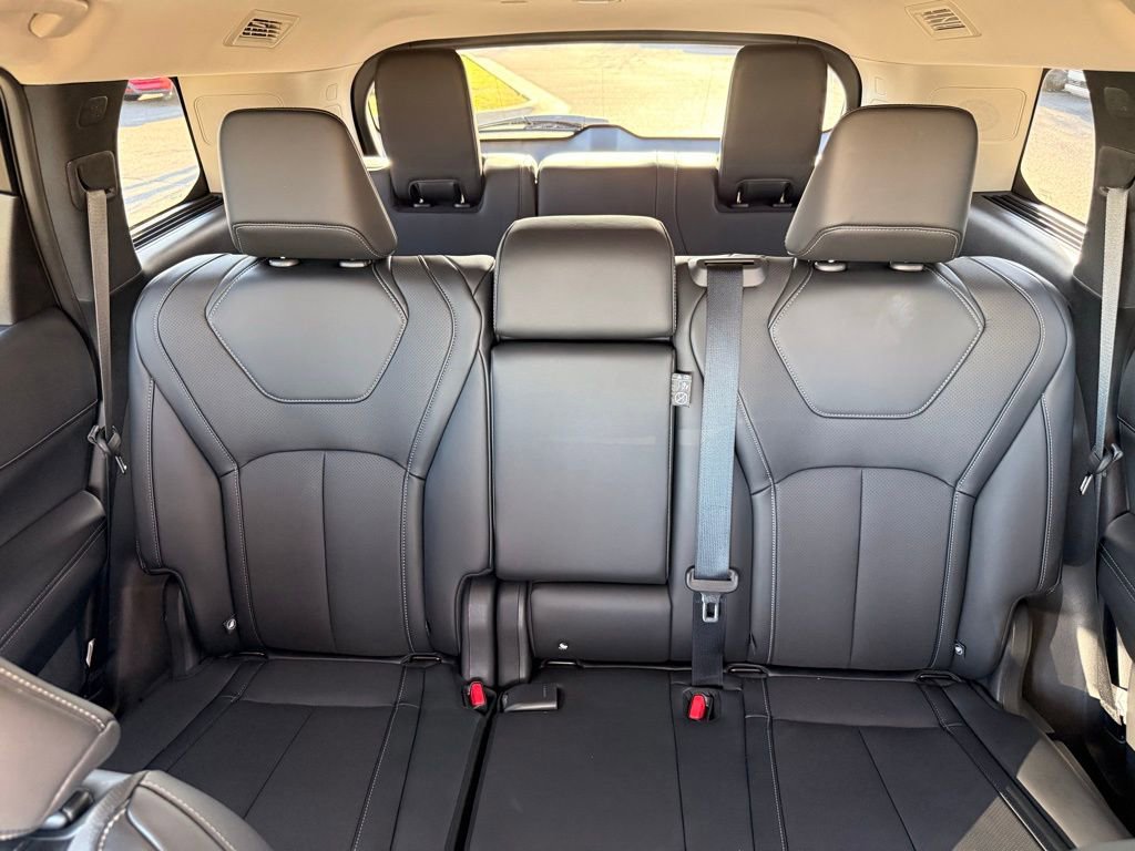 Used 2026 INFINITI QX60 Luxe w/ Cargo Package AWD/4WD image 41