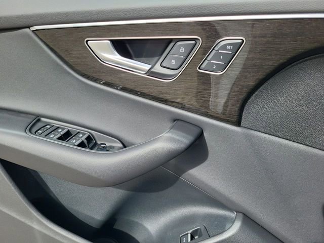 New 2026 Audi Q8 Premium image 10