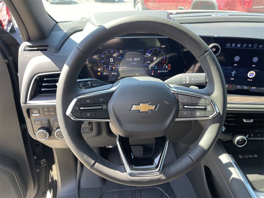 New 2025 Chevrolet Suburban Premier image 12