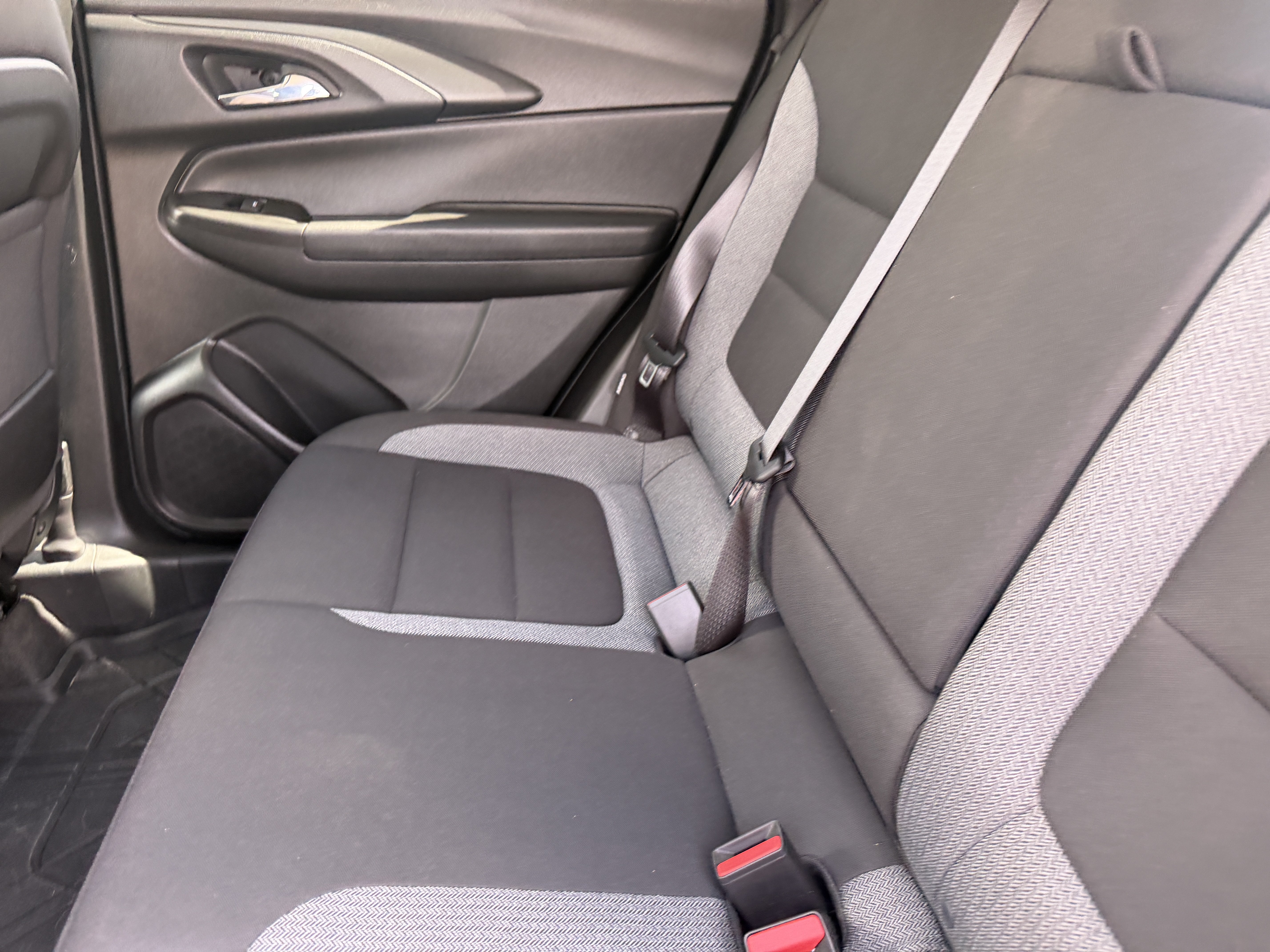 Used 2024 Chevrolet TrailBlazer LT w/ Convenience Package FWD image 14