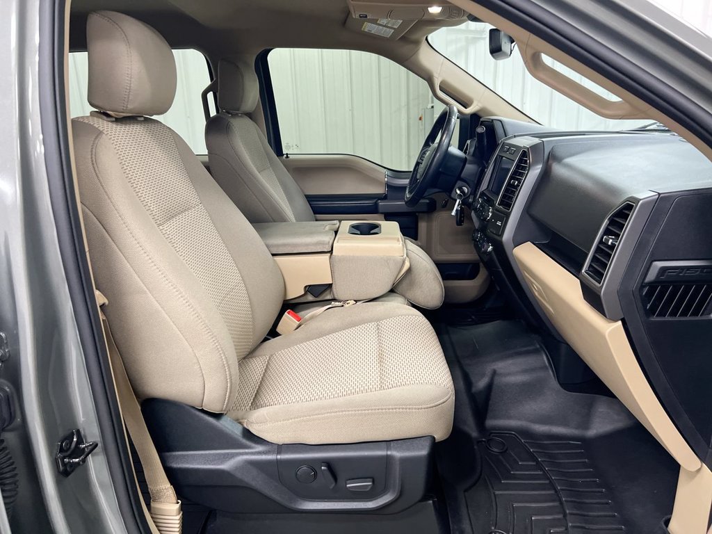 Used 2020 Ford F150 XLT w/ Equipment Group 302A Luxury AWD/4WD image 22