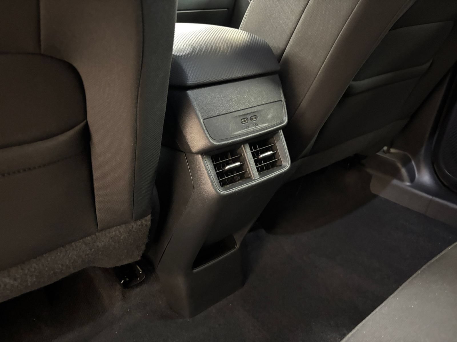 Used 2025 Chevrolet Equinox LT AWD/4WD image 23