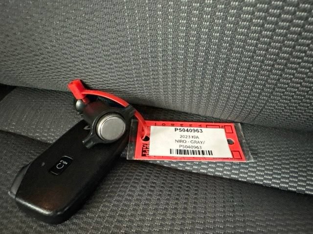 Certified 2023 Kia Niro Wind w/ Wind Preserve Package FWD image 29