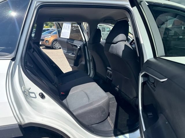 Used 2022 Toyota RAV4 LE w/ Carpet Mat Package (TMS) FWD image 12