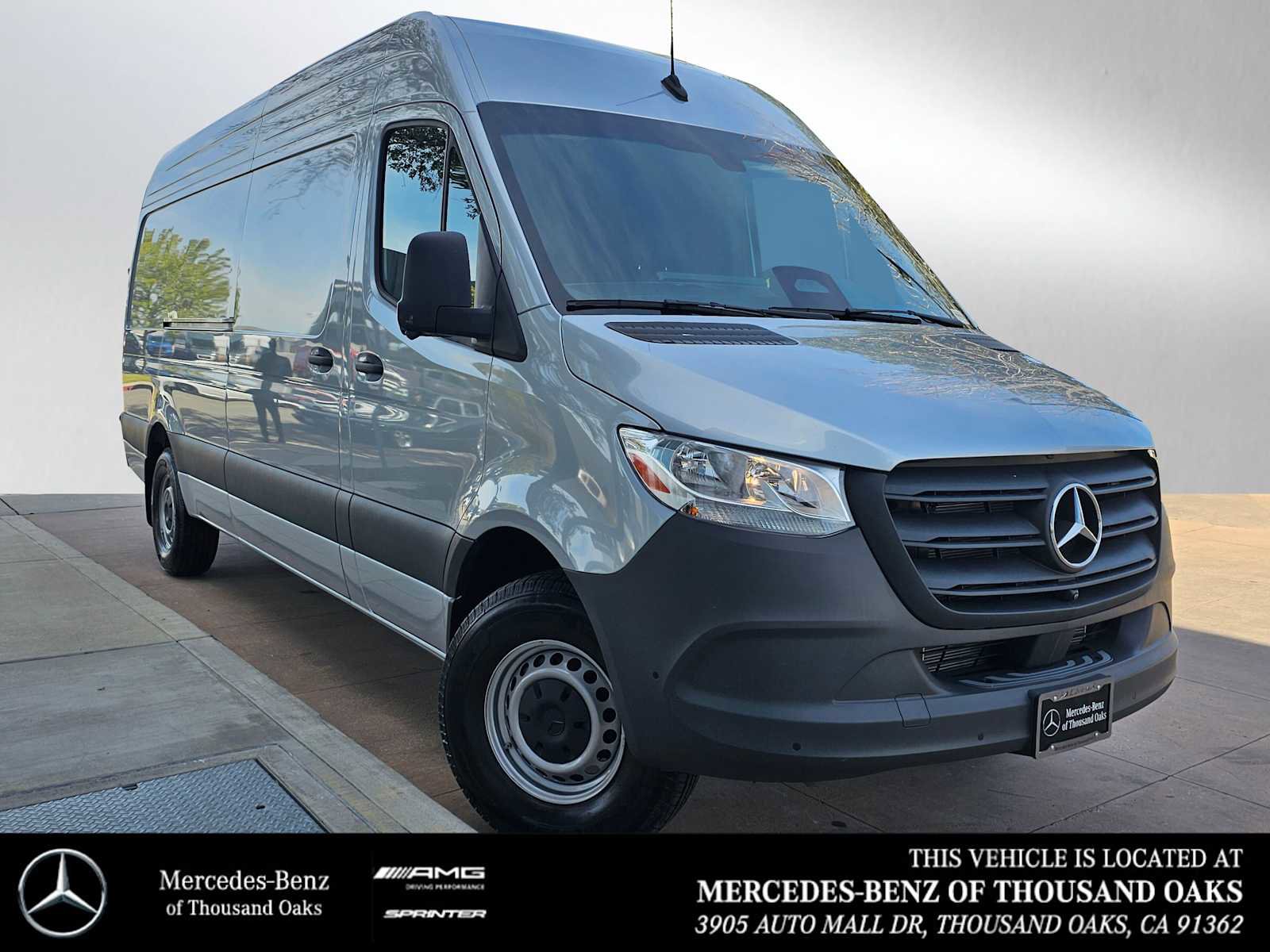 Used 2025 Mercedes-Benz Sprinter 2500 image 1