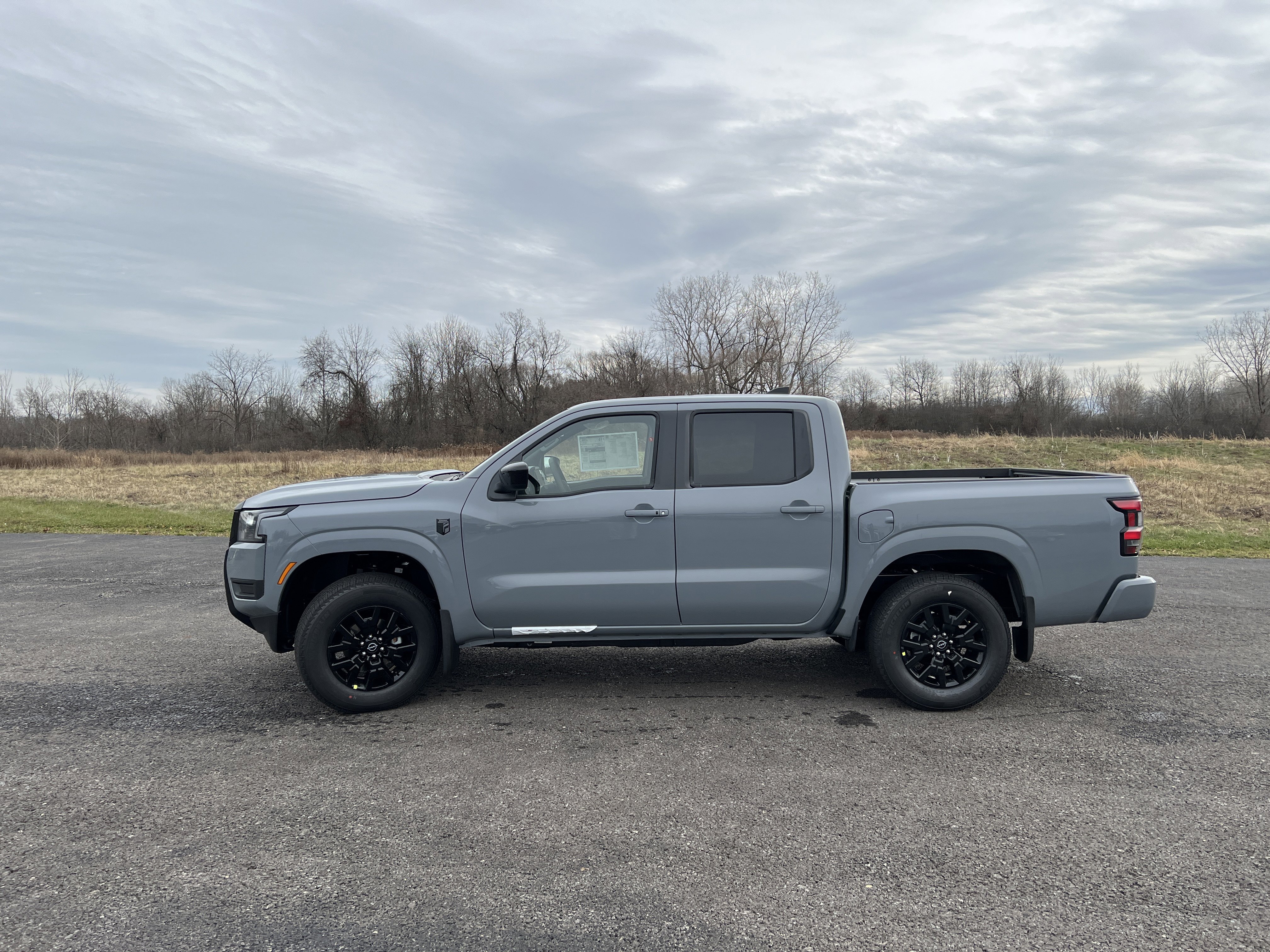 New 2026 Nissan Frontier SV w/ SV Convenience Package AWD/4WD image 2
