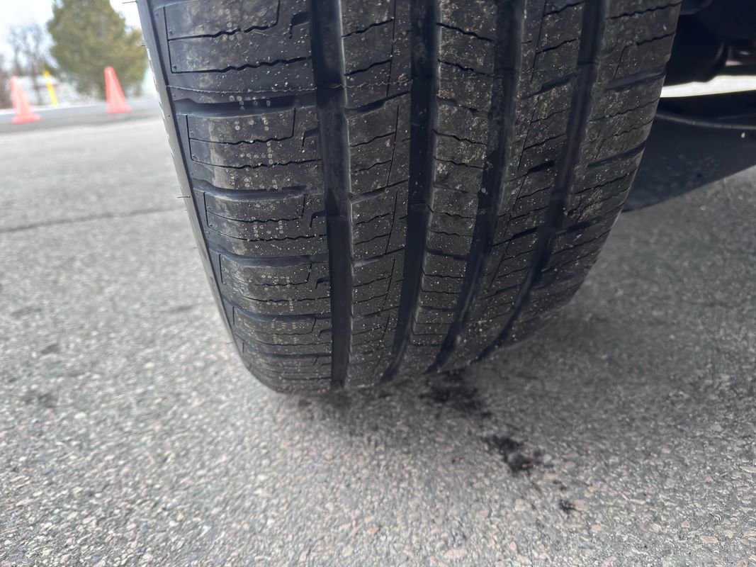 Used 2022 GMC Yukon Denali w/ Denali Premium Package image 58