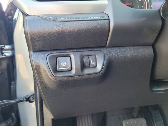 Used 2021 GMC Acadia SLE w/ LPO, Floor Liner Package FWD image 23