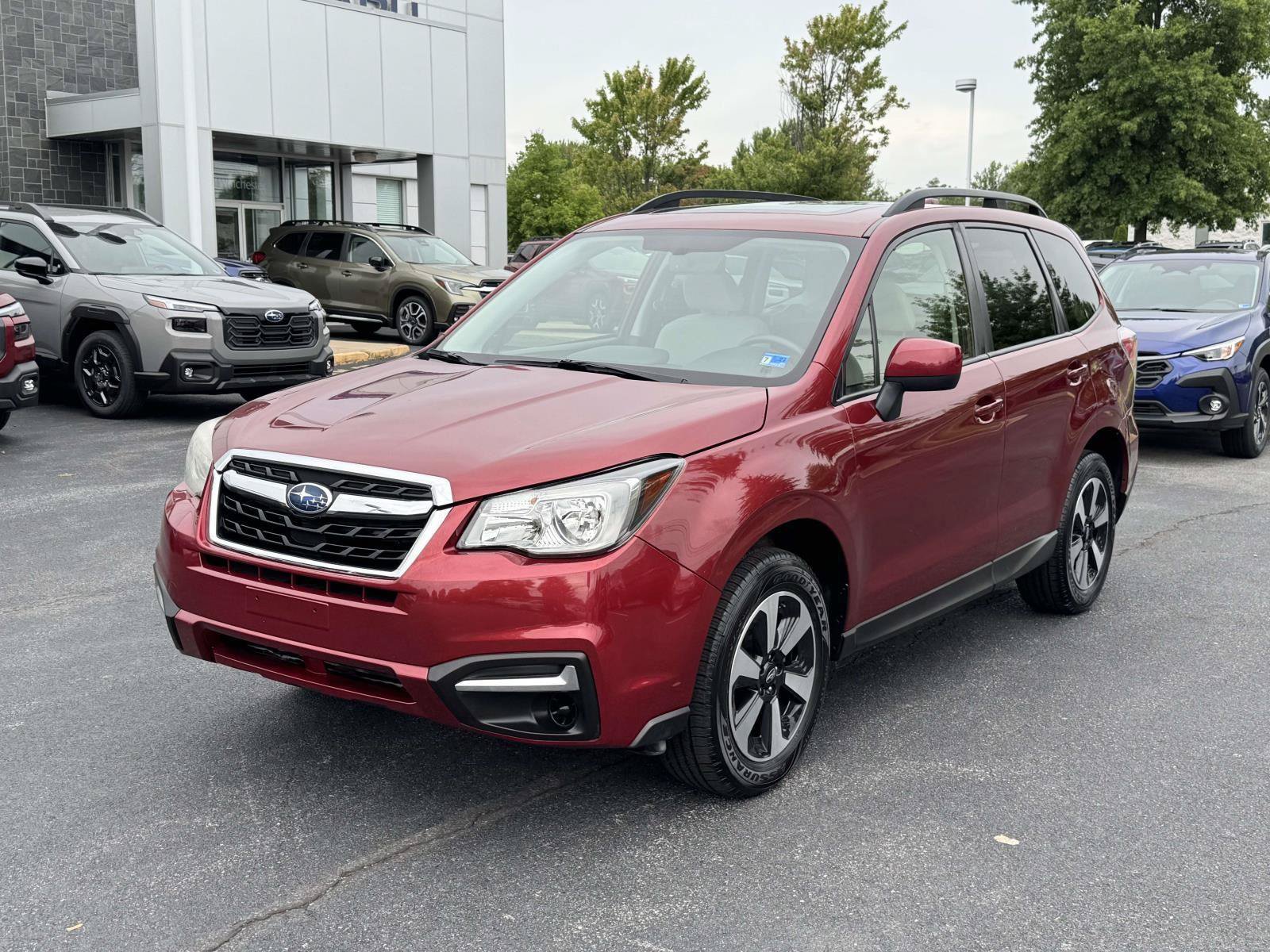 Used 2018 Subaru Forester 2.5i Premium w/ All-Weather Package AWD/4WD image 5